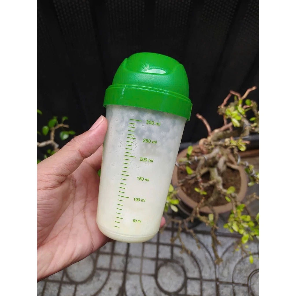 Bình lắc sữa