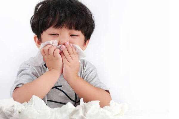Bảo vệ đường hô hấp cho trẻ